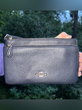 COACH Women's Double Zip Wallet Wristlet Navy Blue Pebbled Leather Gold Hardware